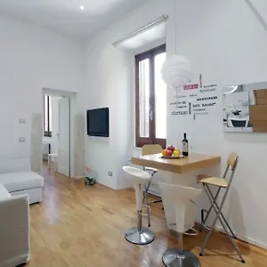 Navona Secret Apartment